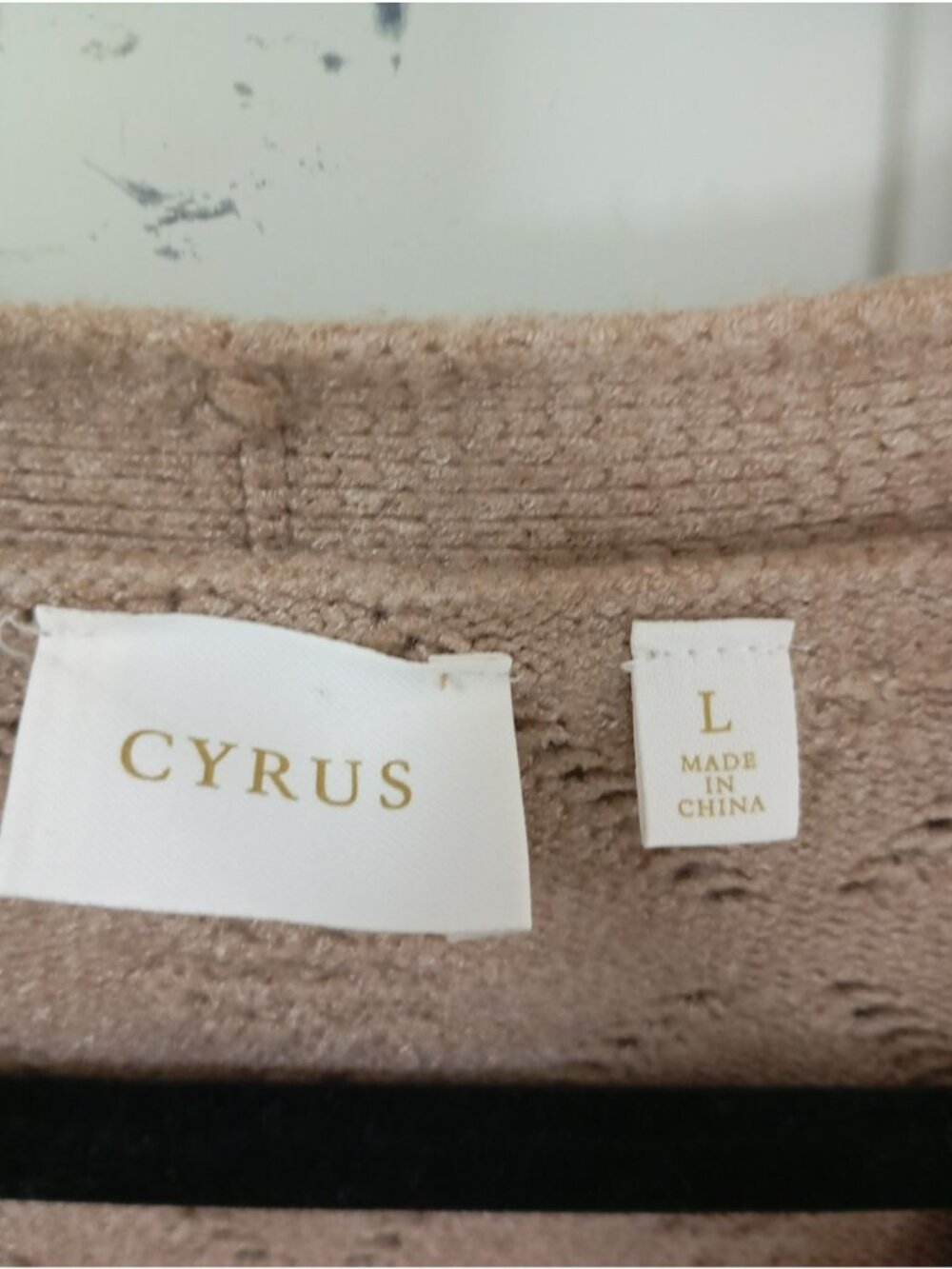 Cyrus Beige Diamond Knit Button-Front Cardigan Sweater Size L - Picture 3 of 10